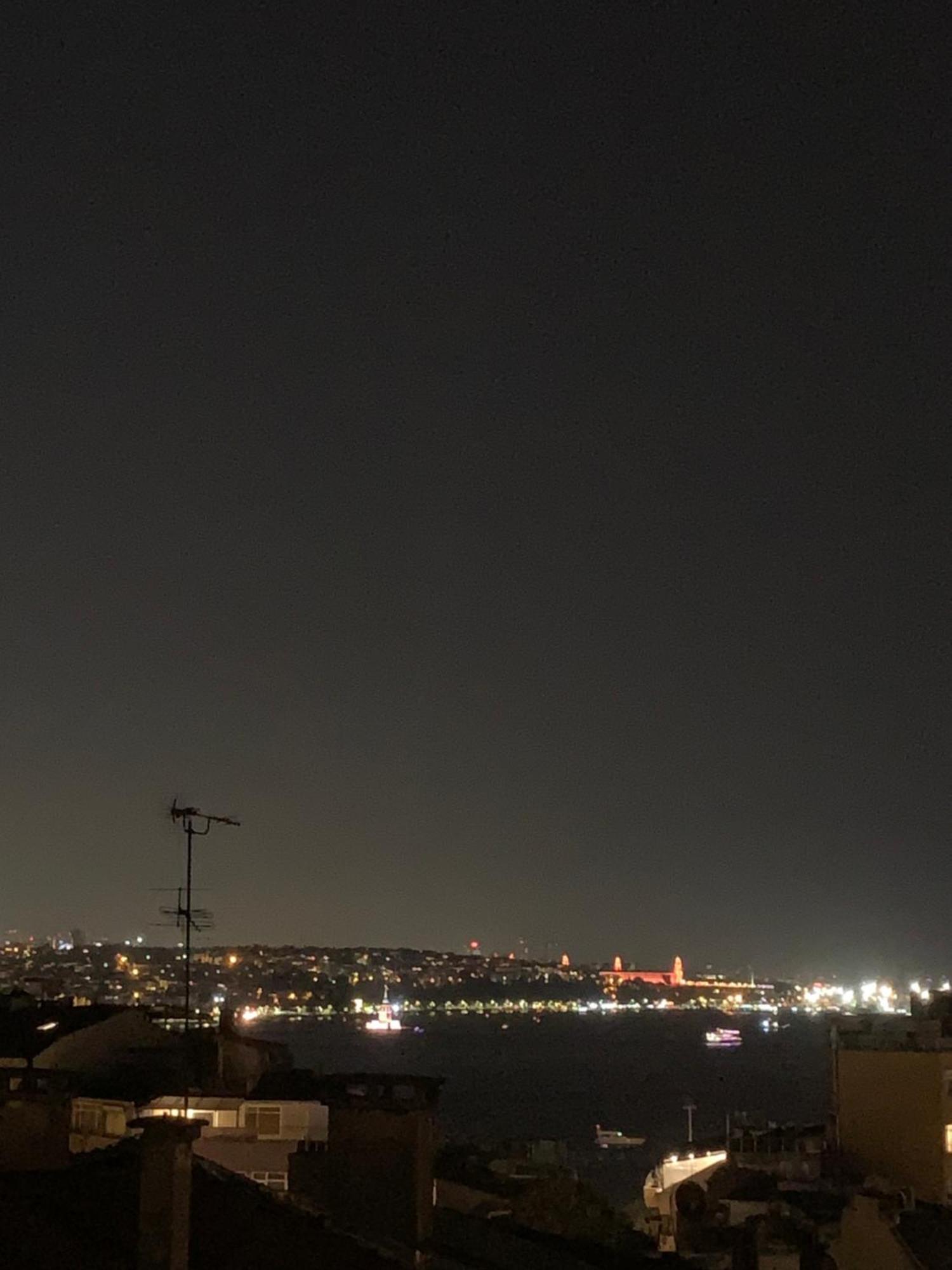 Apartamento Butiq Flat With Bosphorus View Estambul Exterior foto